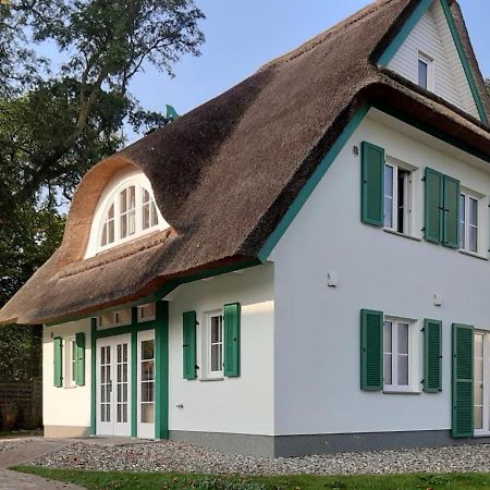 Traditionelles Reethaus direkt an der Ostsee Rerik Buitenkant foto